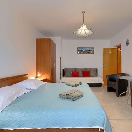 Apartment Alba - Roj157 By Interhome Rovinj Exterior foto